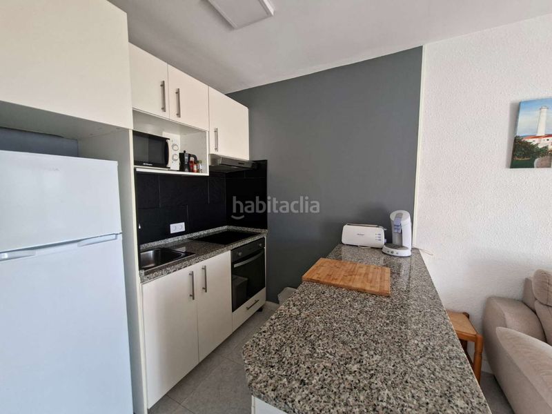 Foto 059b8889-1197-4619-87af-3e347e39c1f1. Apartament amb piscina a El Peñoncillo Torrox