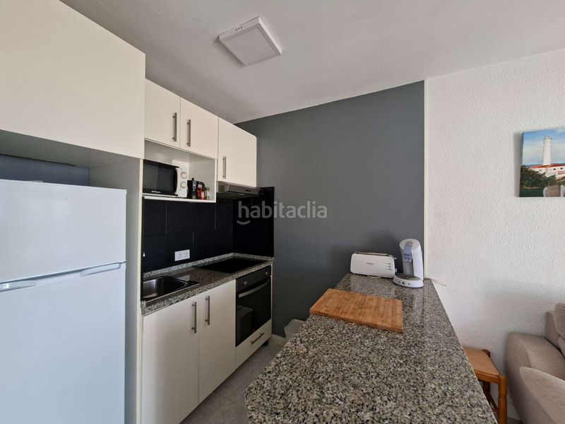 Foto b627106f-6dd8-4699-921f-803f2604083d. Apartament amb piscina a El Peñoncillo Torrox