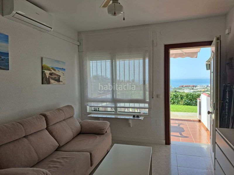 Foto c48a11f1-4a97-4a81-9f51-d2c2824a829c. Apartament amb piscina a El Peñoncillo Torrox