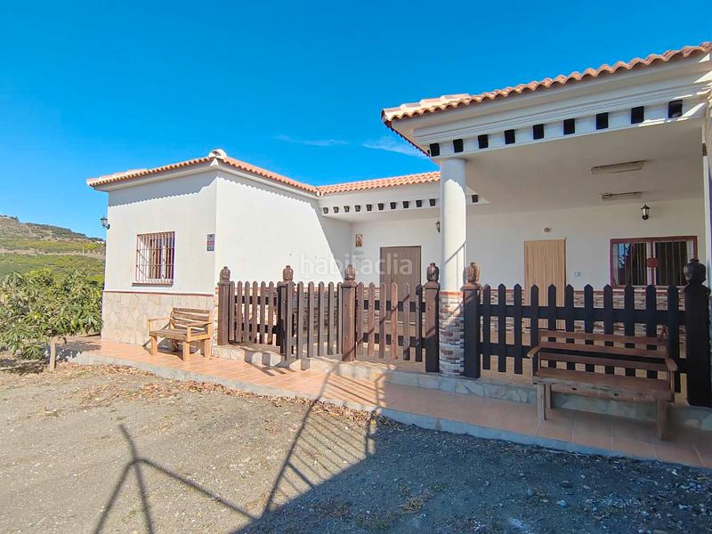Foto d810690c-ed99-43cc-9656-6370b038e93a. Masía en Almayate Bajo