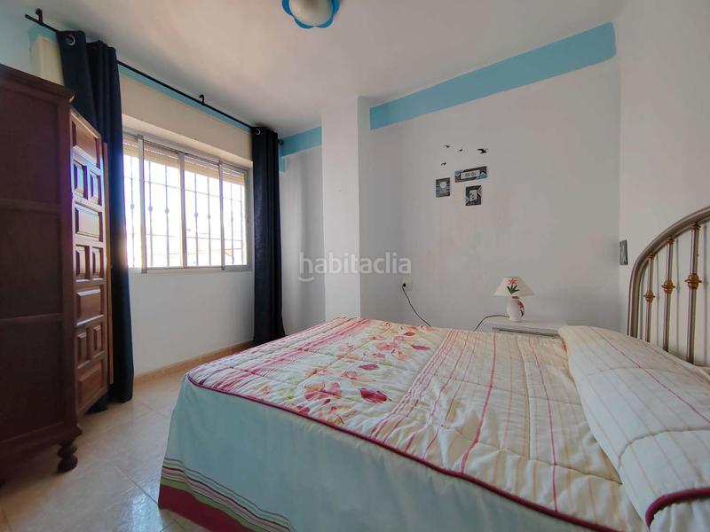 Foto 2195debd-d5dc-42dd-adde-d69e44c291a3. Apartament amb piscina a Poniente-Faro Torre del Mar