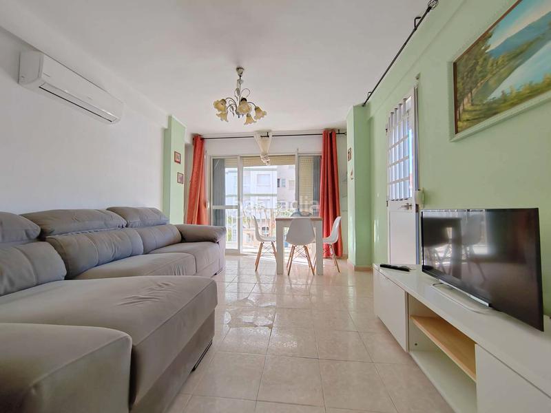 Foto 8ec06e52-f1f3-40a7-a086-7440a35c8a33. Apartamento en Poniente-Faro Torre del Mar
