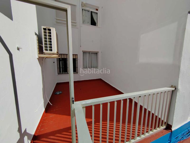 Foto e71eba76-e1a4-442a-93ce-763ff228c884. Apartamento en Poniente-Faro Torre del Mar