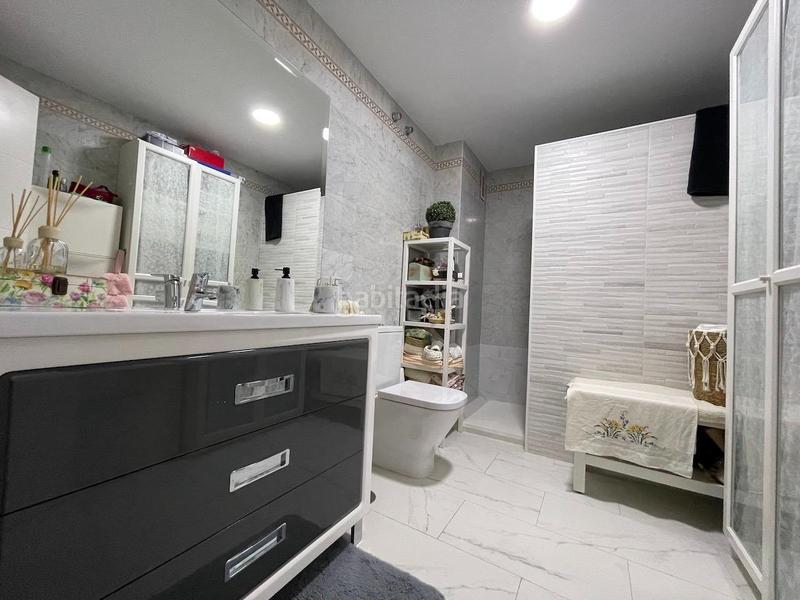 Foto 13b94654-7110-4971-b8b2-82f33842b26a. Casa a schiera con parcheggio piscina in Viña Málaga Torre del Mar