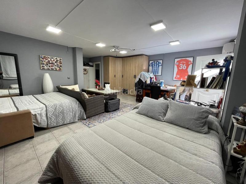 Foto 503164f3-2ab3-4e1e-aba9-d1b39a3a3140. Maison jumelée avec parking piscine dans Viña Málaga Torre del Mar