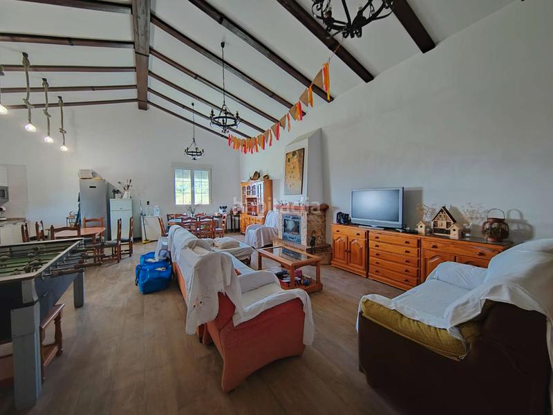 Foto b75fc73e-e3a3-46fe-8dc4-5db6c913493c. Country house with parking in Camino Viejo de Málaga Vélez - Málaga