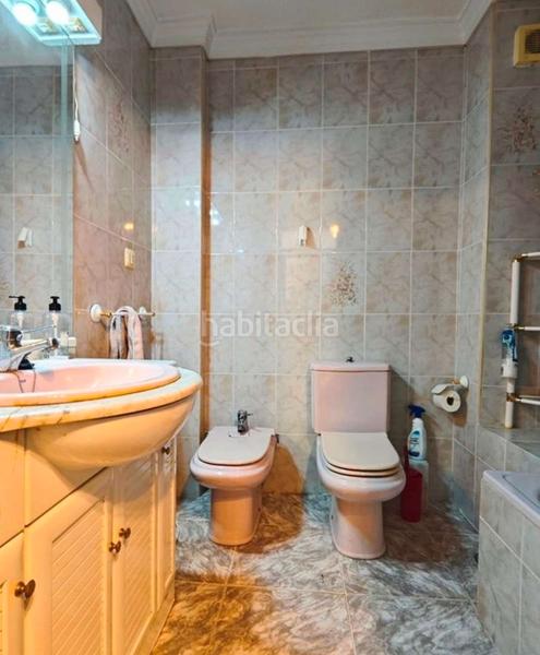 Foto bb85cce7-e5d7-4e94-b76b-51aff8e5288a. Appartamento con piscina in Centro Torre del Mar