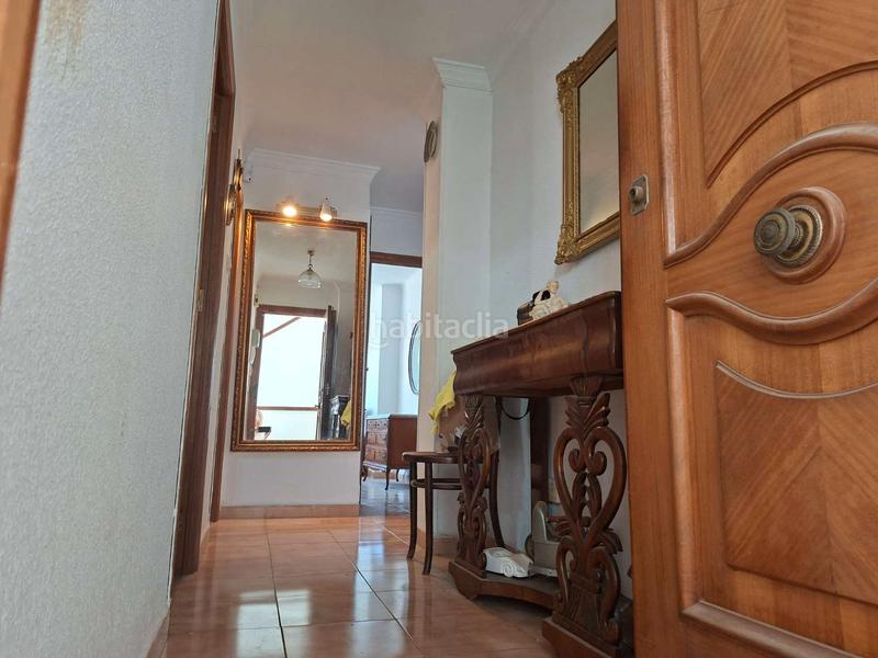 Foto f6a2f56d-be5d-4191-a684-a7f505922430. Appartamento con piscina in Centro Torre del Mar