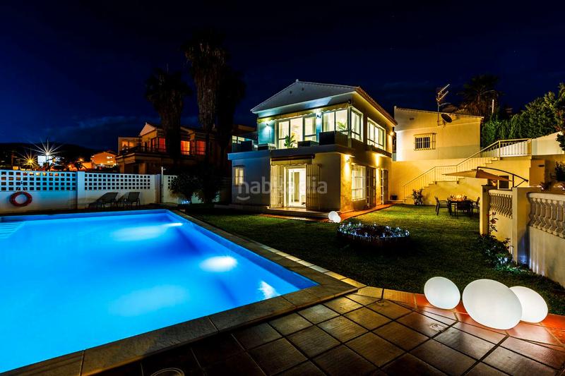 Foto 1598d980-0b2b-4d7d-a6e3-5ab009c721e7. Chalet avec parking piscine dans Caleta de Velez