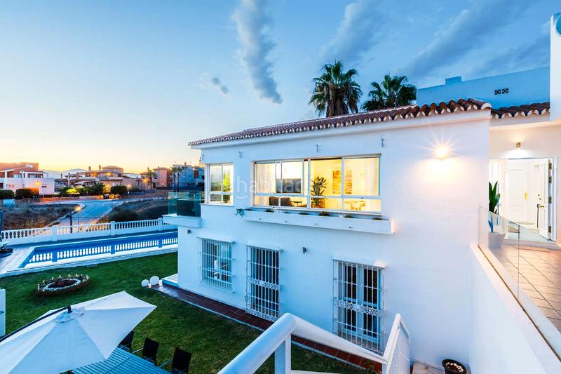 Foto 265cb002-159f-4e6f-adb2-59c0cc44d305. Chalet avec parking piscine dans Caleta de Velez