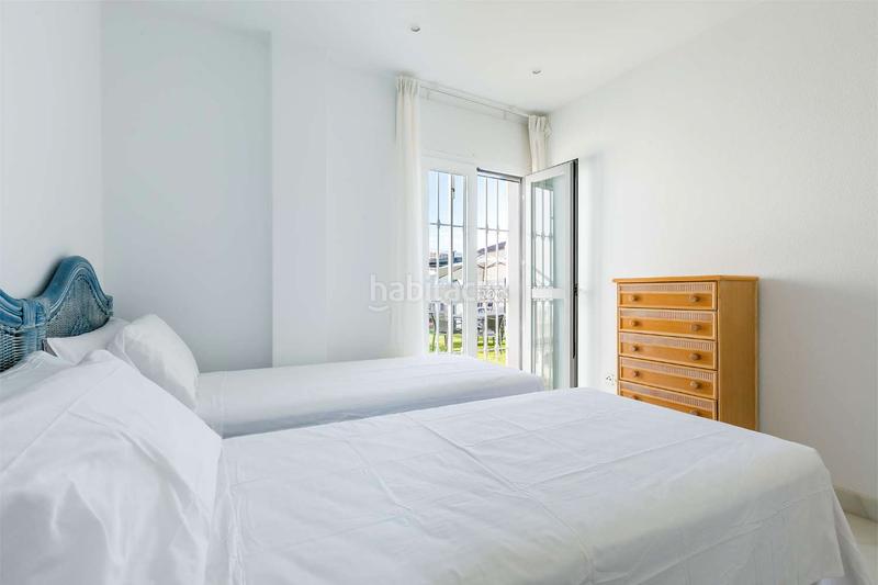 Foto 29b569de-9e44-492b-8d32-71c03ac60c6e. Chalet avec parking piscine dans Caleta de Velez