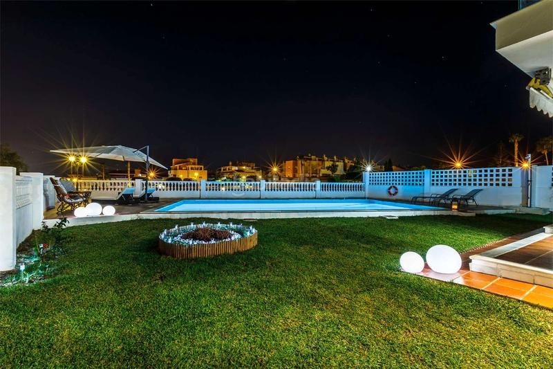 Foto 7404969b-8fad-4307-88a0-da532b4b8797. Chalet avec parking piscine dans Caleta de Velez