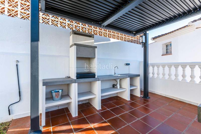 Foto 8c0ad104-2d2c-4963-bb58-ef426226e689. Chalet avec parking piscine dans Caleta de Velez