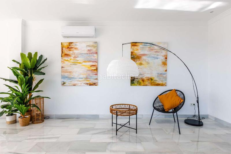 Foto ae6d8bfa-b0c6-461b-aa96-decdf225e5df. Chalet avec parking piscine dans Caleta de Velez