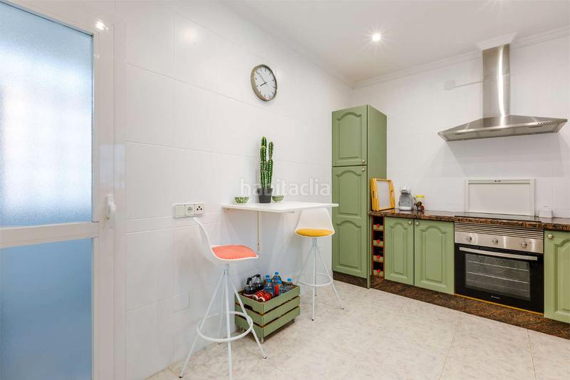 Foto c319eb45-d4eb-4655-a698-c64917cef0f1. Chalet avec parking piscine dans Caleta de Velez