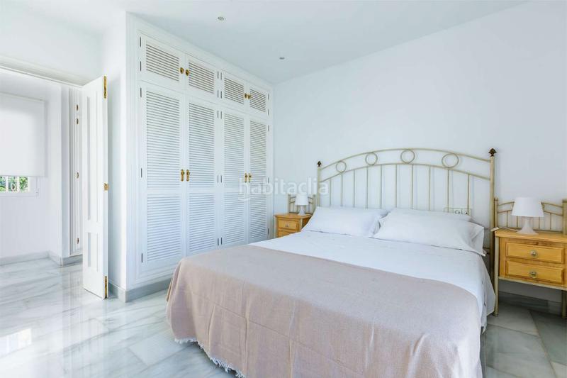 Foto c9c4fb67-6569-4833-8085-476454cc9509. Chalet avec parking piscine dans Caleta de Velez