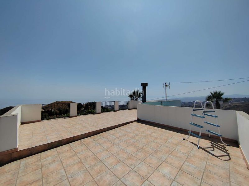 Foto 50ea4b05-0d68-4708-a909-7ff0e466e035. Lloguer masia amb piscina a Torrox pueblo Torrox