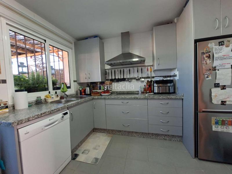 Foto 11974b1c-6b38-49f9-8813-52e157be6de2. Casa adosada en Almayate Bajo