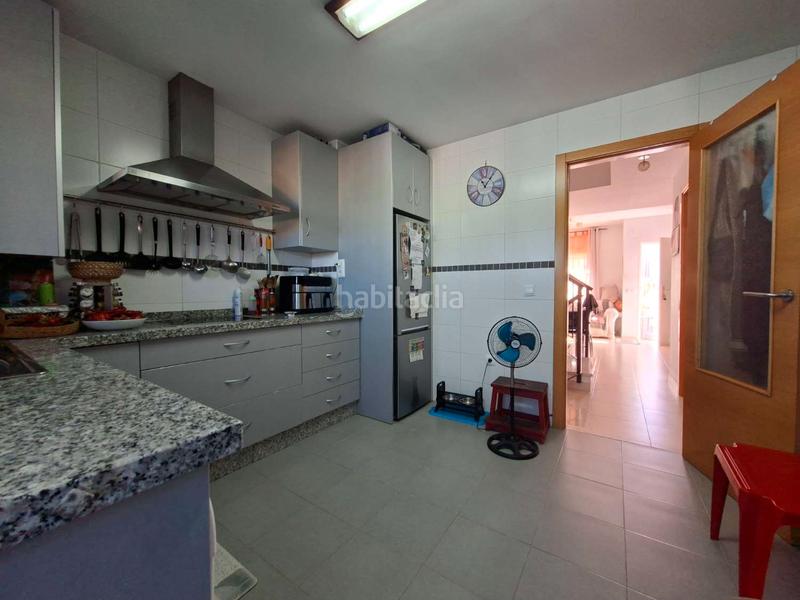 Foto 4f9e9789-06e7-4bb8-a82d-e58695955eef. Casa adosada en Almayate Bajo