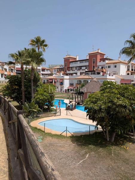 Foto 3094ebcf-3b28-4387-83cf-2bc90314f158. Piso en Caleta de Velez