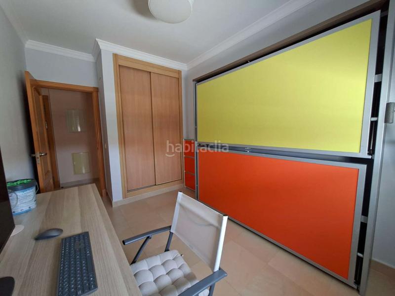 Foto 752db2bc-f977-41d1-8a04-ab4ae51f3b66. Piso en Caleta de Velez