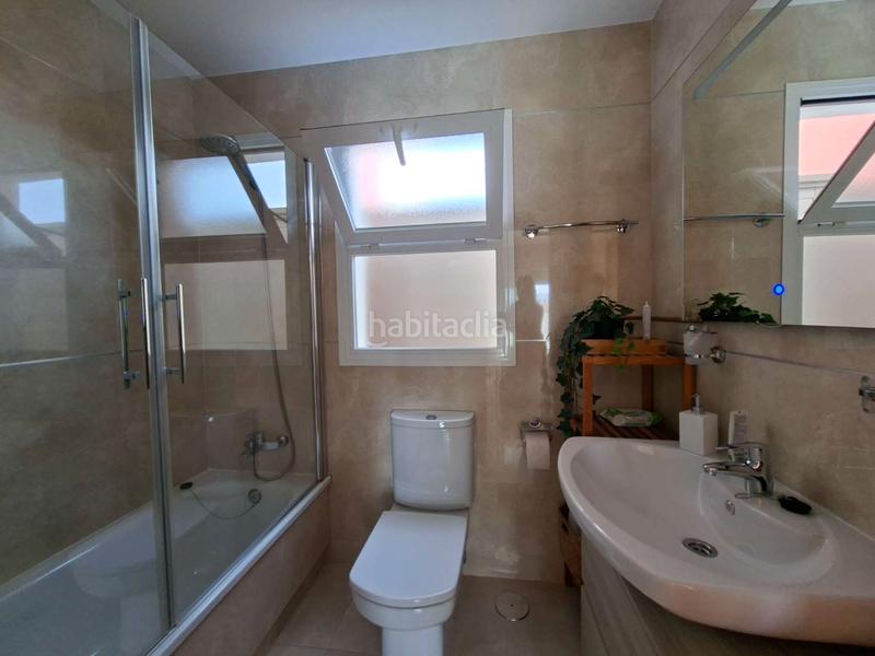 Foto 7a3ccb4d-fb3b-4931-b6a4-c1455463fbc6. Piso en Caleta de Velez