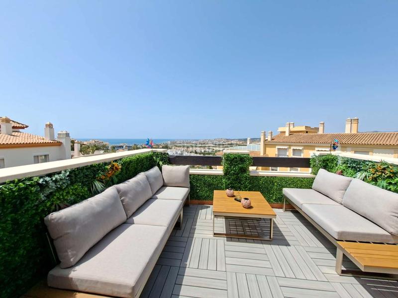 Foto 8873c18a-cd57-4a74-ba18-3e0ad37d7776. Piso en Caleta de Velez