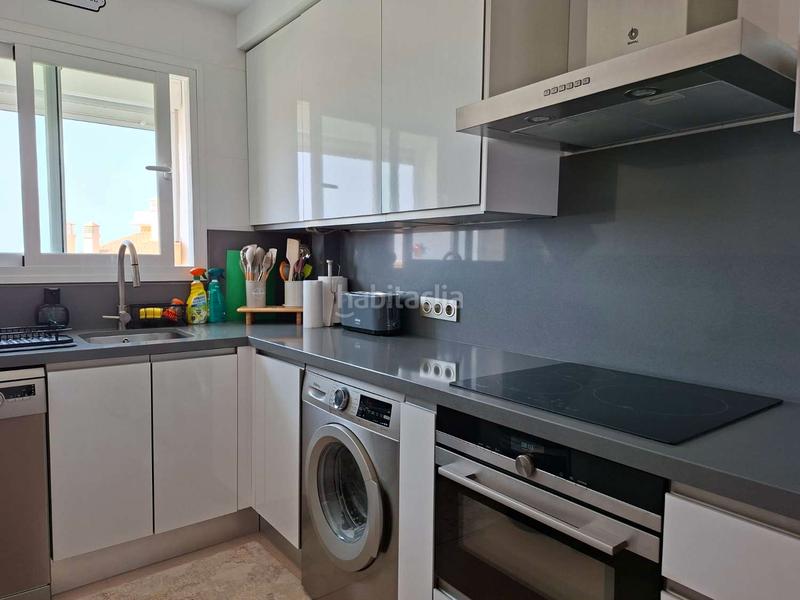 Foto 9259c0e4-da46-489d-bca0-c6b5a7ae41ca. Piso en Caleta de Velez