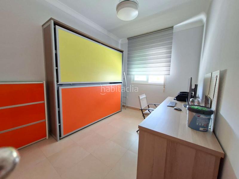 Foto ddca3fe9-504a-47a1-bca7-1eff54efaba7. Piso en Caleta de Velez