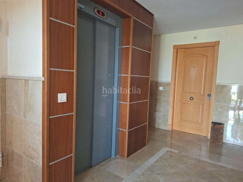 Foto e87a3fc0-3fce-435f-96c4-5e6bd25baae8. Piso en Caleta de Velez