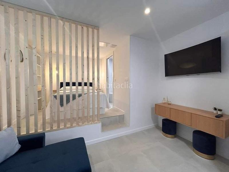 Foto 8297b43d-40ef-4a84-bcef-389bd1649836. Apartament amb piscina a Centro Torre del Mar