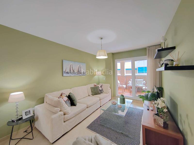 Foto 7b599f1d-6d3a-4502-861c-e8309d07544f. Lloguer apartament amb calefacció aparcament piscina a Torrox