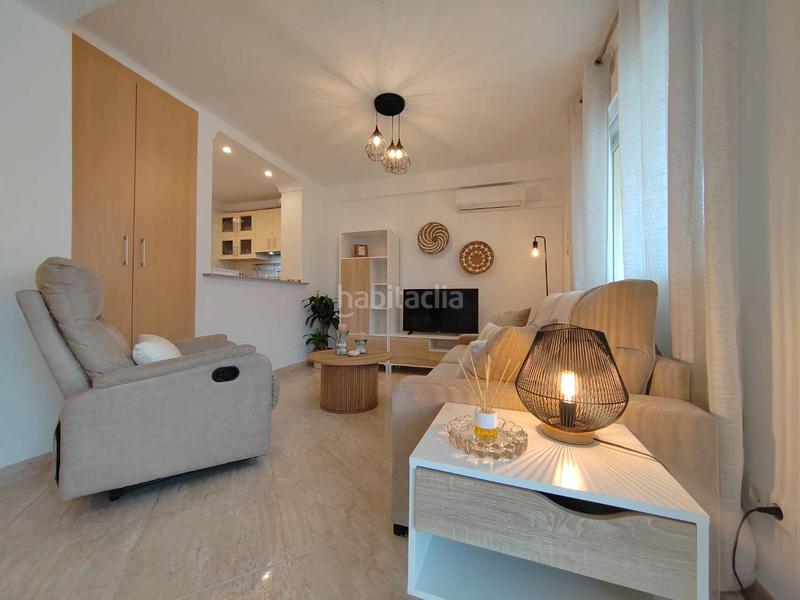 Foto 0dda384f-4ecc-4b8e-a7ad-6057f5cc4321. Alquiler apartamento en Algarrobo Costa