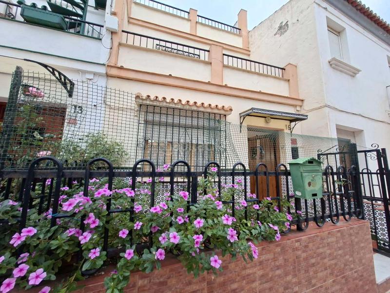 Foto fcbc7552-d1b1-45d5-9160-6fb0f1ef2e38. Casa pareada en Martiricos - La Roca - La Rosaleda Málaga