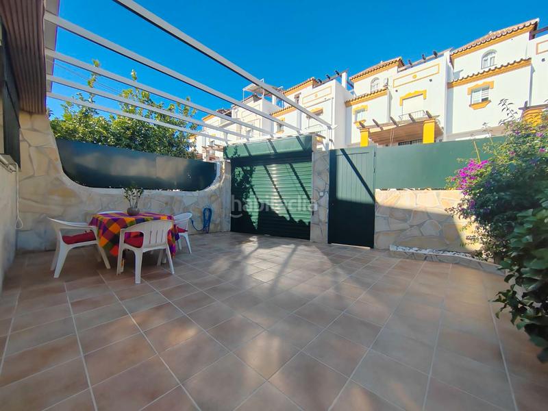 Foto d4b170cc-677f-414c-9655-fe1c767b1192. Casa adosada en Viña Málaga Torre del Mar