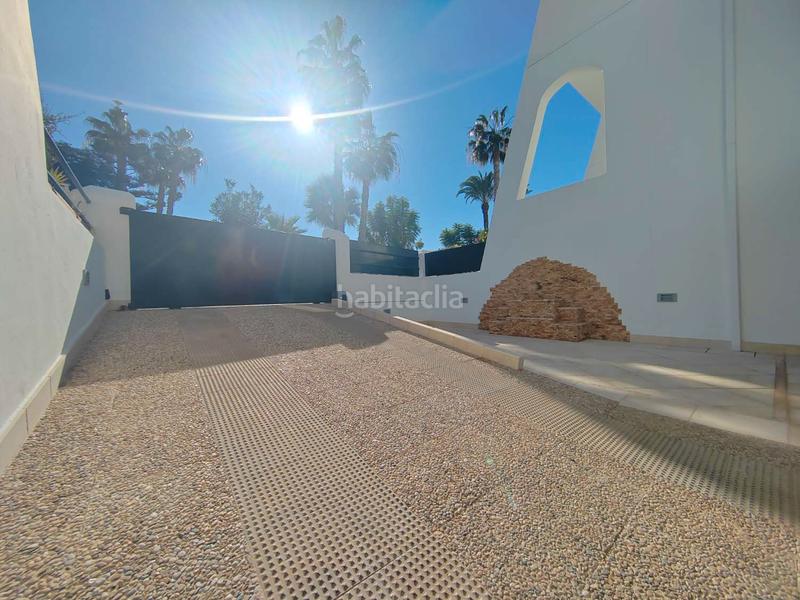 Foto db02f1ef-74ce-4485-ba54-8657c3d3fbc3. Semi detached house with parking pool in Viña Málaga Torre del Mar