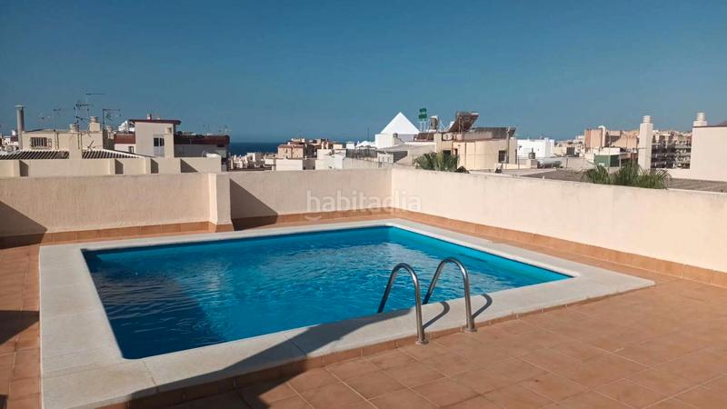 Foto acffcdf5-8326-4f35-a618-f9375a1a92ef. Pis amb piscina a Centro Nerja