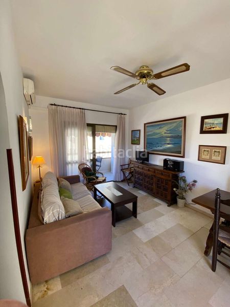 Foto d6b14414-a5e6-406e-84e0-745d8fd84cfa. Appartamento con piscina in Centro Nerja