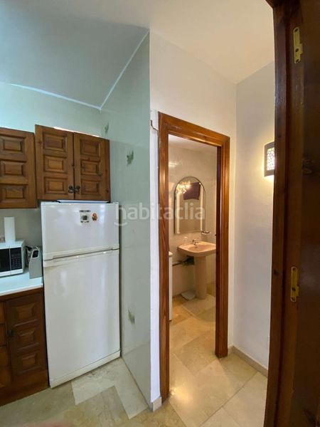 Foto f3ed1ce9-0cd4-450d-b718-ed3833ae182a. Appartamento con piscina in Centro Nerja