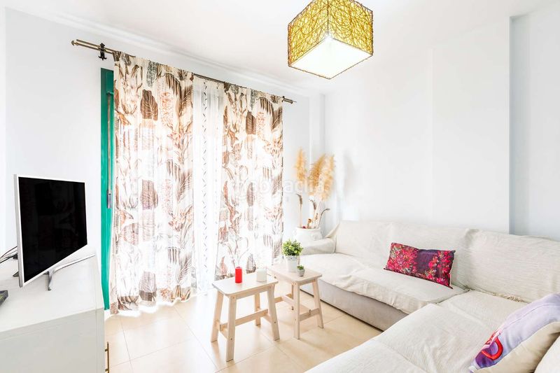 Foto 5584128d-e0d9-45ba-a690-3ba9a5abb29d. Planta baixa amb calefacció aparcament piscina a Torre del Mar