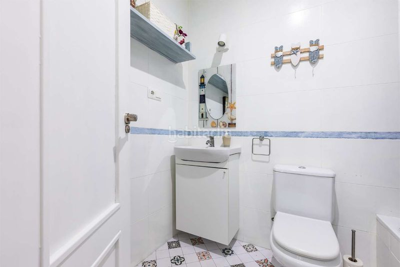 Foto b44c1282-009a-4994-a491-0d39fbb1c183. Planta baixa amb calefacció aparcament piscina a Torre del Mar