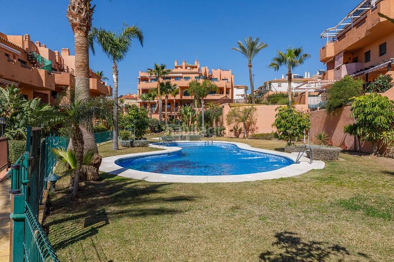 Foto e0b59698-34b7-438f-846b-1270411e1e71. Planta baixa amb calefacció aparcament piscina a Torre del Mar