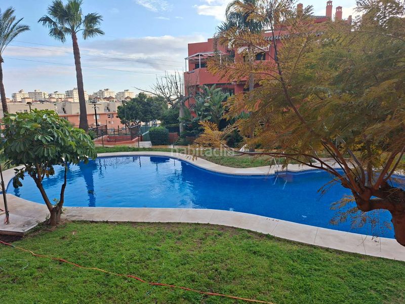 Foto f6e391fa-d522-40ef-ace7-fbf26d545061. Planta baixa amb calefacció aparcament piscina a Torre del Mar