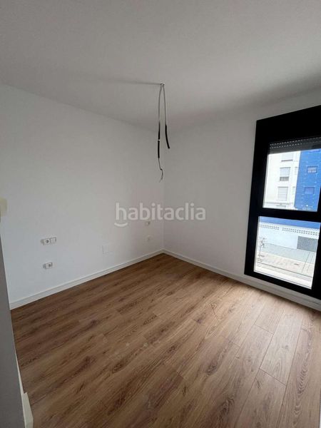 Foto 304526ca-05b4-4946-8509-ec3d555cea5b. Apartament amb aparcament piscina a Poniente-Faro Torre del Mar