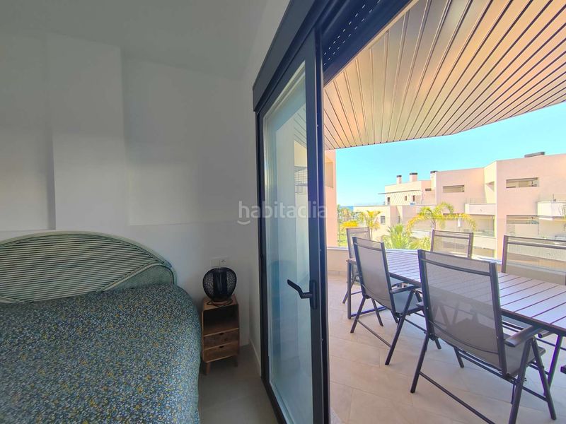 Foto 98272a40-89c0-4945-813d-7f01944cc4ff. Piccolo appartamento con parcheggio piscina in Almayate Bajo