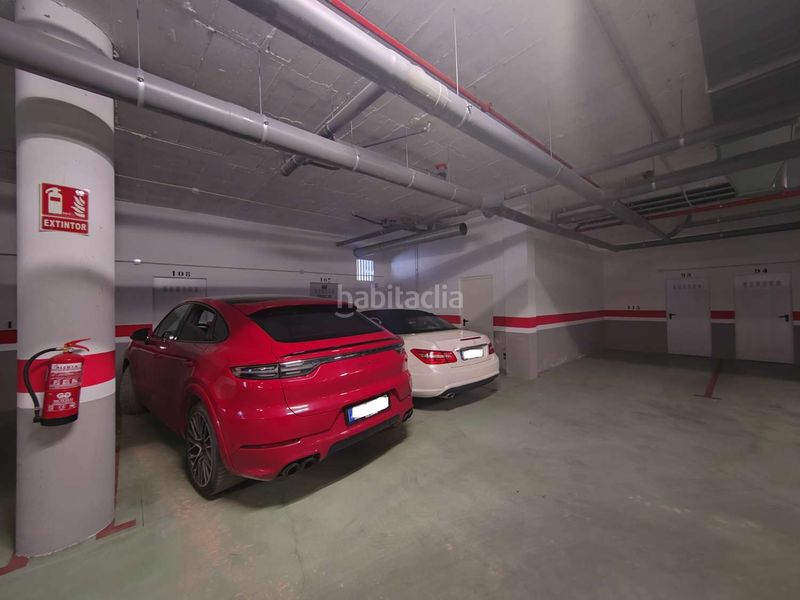 Foto ec1fcbd9-7193-4f23-bddc-06d5fbb1a937. Piccolo appartamento con parcheggio piscina in Almayate Bajo