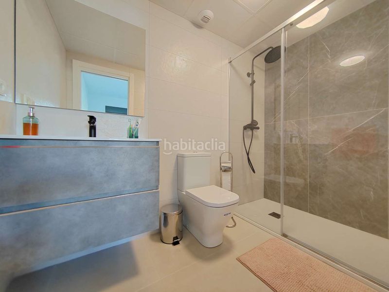 Foto f2361e52-14b3-4ebb-81c1-7c4c587513b5. Piccolo appartamento con parcheggio piscina in Almayate Bajo