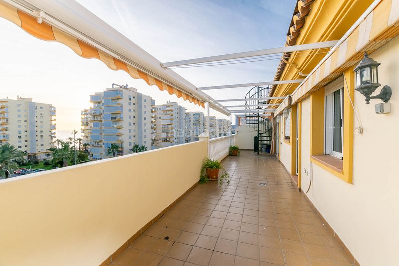 Foto c084a3a1-99fc-41bd-888e-88df2f540505. Àtic amb aparcament a Algarrobo Costa