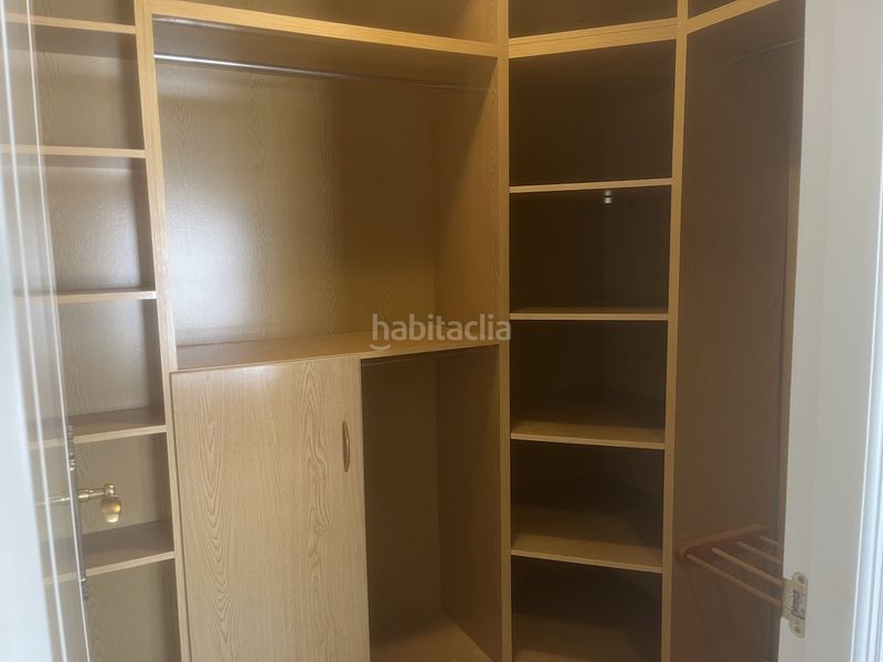 Foto b78f33da-2b29-489f-a8ad-4f51e72f1e55. Piso en Centro Torre del Mar