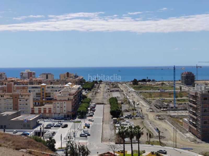 Foto 29ca1c2f-c8c0-4974-b790-350ffdc8bcd8. Affitto chalet con parcheggio piscina in Viña Málaga Torre del Mar